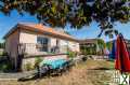 Photo Maison sur sous-sol avec garage et jardin