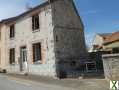 Photo Maison de bourg avec courette et terrain non attenant.