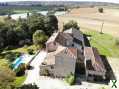 Photo Superbe Domaine avec Tour Médiévale et Piscine près de Condom