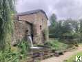 Photo MAYENNE Pres de Lassay Les Chateaux - Maginifique Moulin avec droits de l'eau, pluiseurs batiments, Etang, gites, terrain.