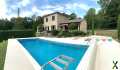 Photo Villa bourgeoise avec piscine