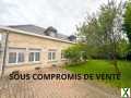 Photo Large maison individuelle en retrait de rue de 282 m2 hab sur un terrain de 650 m2