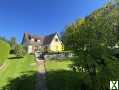 Photo Maison traditionnelle avec grand terrain