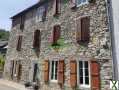 Photo Grande maison de montagne avec jardin