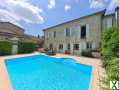 Photo Charmante Maison de Village avec Piscine et Jardin