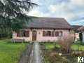 Photo Maison traditionnelle sur un grand terrain