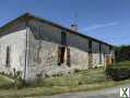 Photo Maison charentaise à rénover avec dépenances