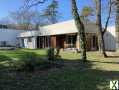 Photo MAISON CONTENPORAINE AVEC BEAU JARDIN ET PISCINE