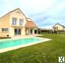 Photo Grande maison contemporaine avec piscine