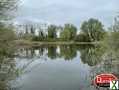 Photo TERRAIN DE LOISIRS AVEC ETANG