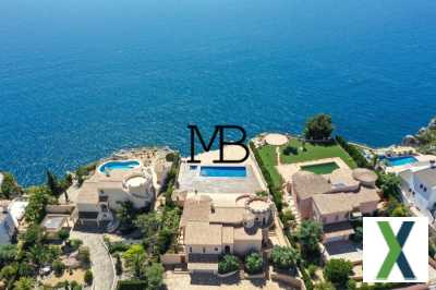 Photo Villa en première ligne de mer avec une vue spectaculaire, avec une piscine à débordement et jacuzzi, récemment rénovée, dans le quartier résidentiel de Palmeras à la Cumbre del sol, une vue spectacul