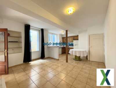 Photo PRADES Maison T4 ou 2 logements T3 et Studio Coeur de village