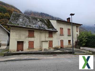 Photo Maison à vendre Livet-et-Gavet