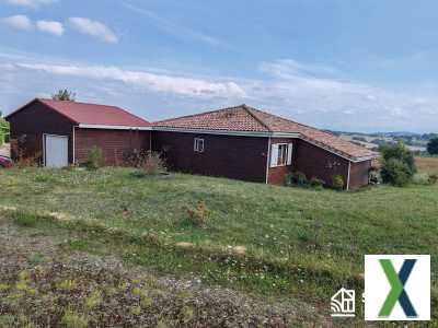 Photo Chalet 3 pièces sur terrain arboré avec vue panoramique sur les Pyrénées