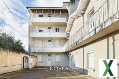 Photo immeuble de 6 appartements T2