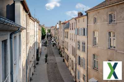 Photo Appartement au dernier étage comprenant 2 chambres à Nancy - Vieille-ville